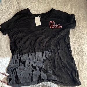 PAIGE boots and hat tee